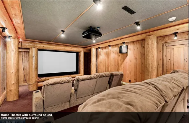 $9,750,000 | 7481 Stone Ridge Road, Orr, MN 55771