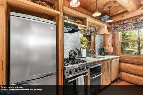 $9,750,000 | 7481 Stone Ridge Road, Orr, MN 55771