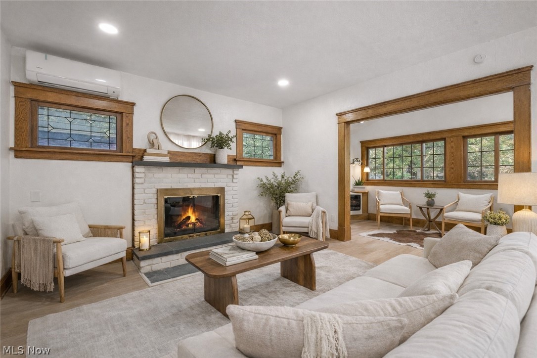2206 Westminster Road Cleveland Heights, OH 44118 - Photo 2 of 40 Gallery Image 2