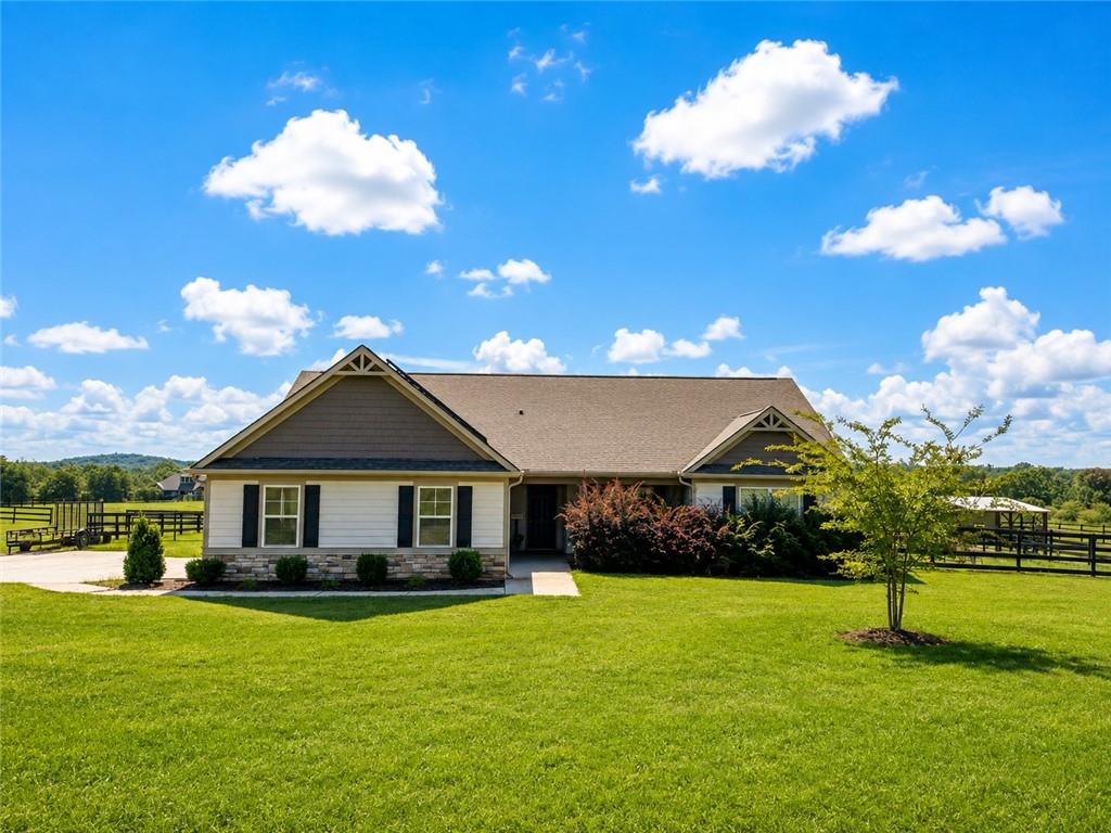 4404 Smokey Road Newnan, GA 30263 - Photo 1 of 16 Gallery Image 1