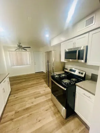 $2,850,000 | 1223 North Sylmar Avenue, Fresno, CA 93727