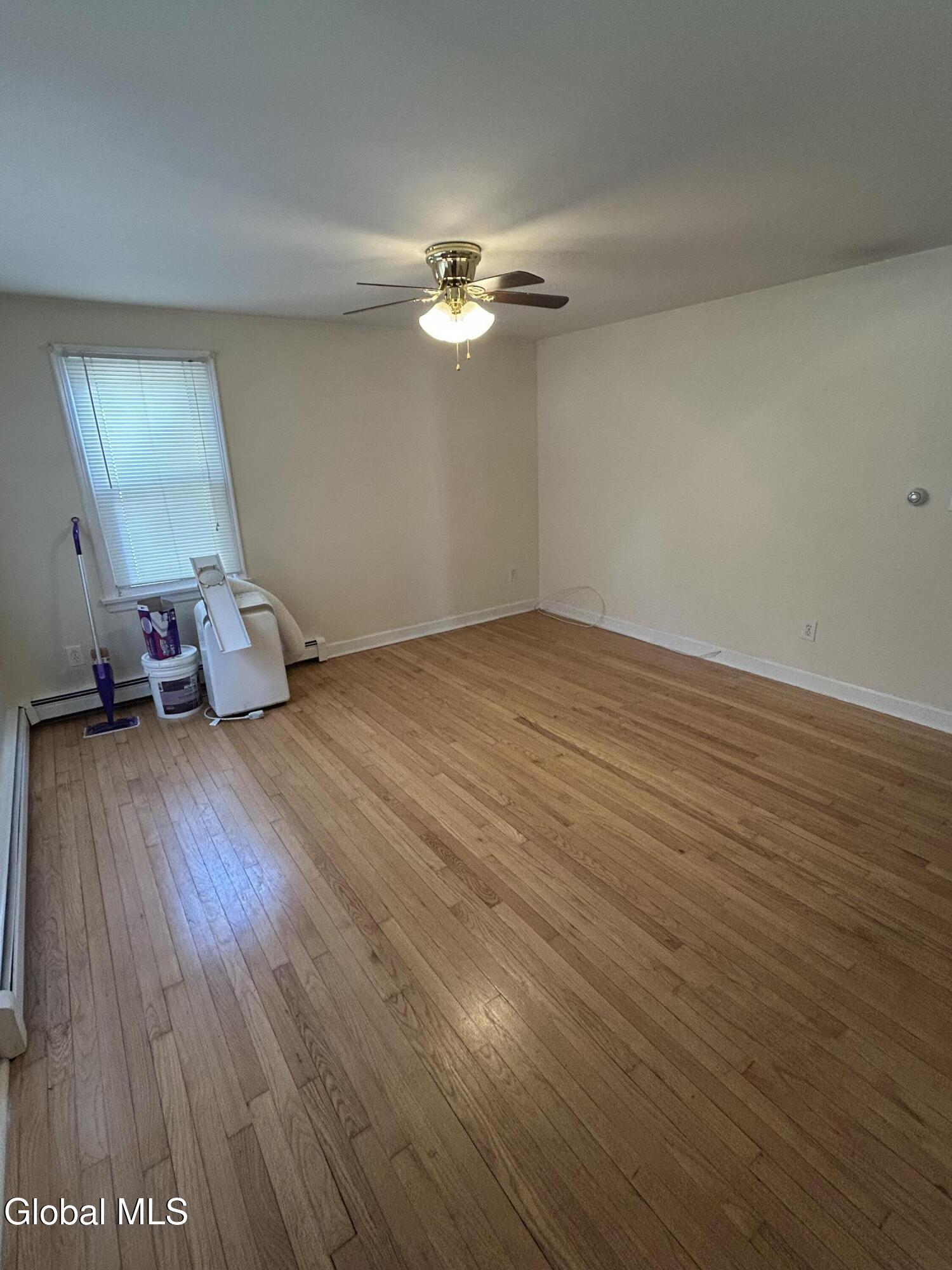 17 Pinewood Road Guilderland, NY 12084 - Photo 5 of 15 image17