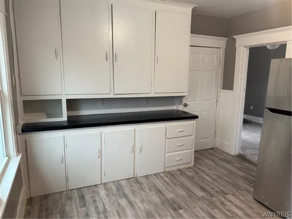 $1,400 | 1927 Seneca Street, Buffalo, NY 14210