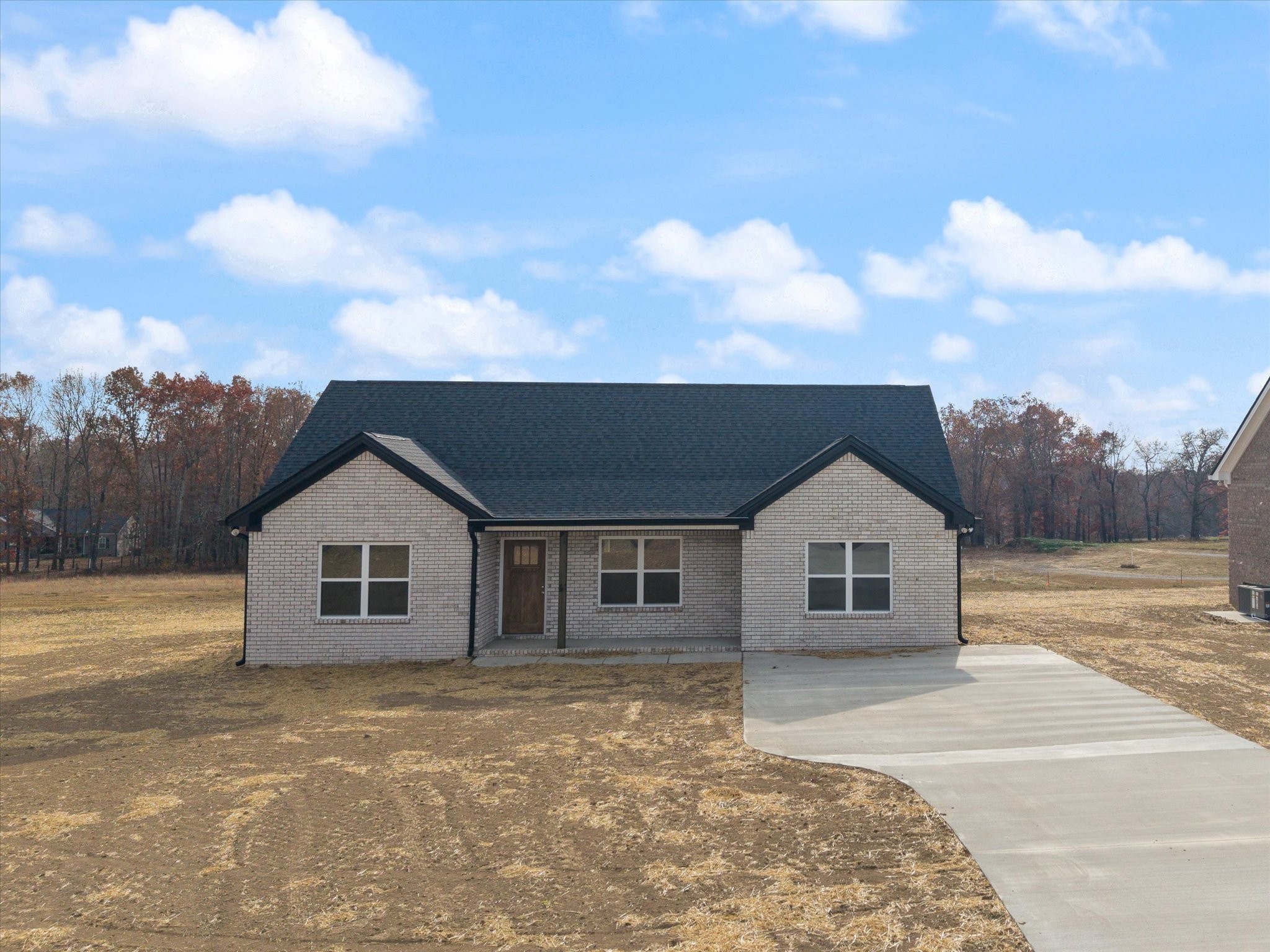 77 Dukes Park Road Summertown, TN 38483 - Photo 2 of 27