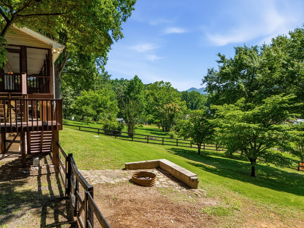 651 McRidge Road Hiawassee, GA 30546 - Photo 13 of 57