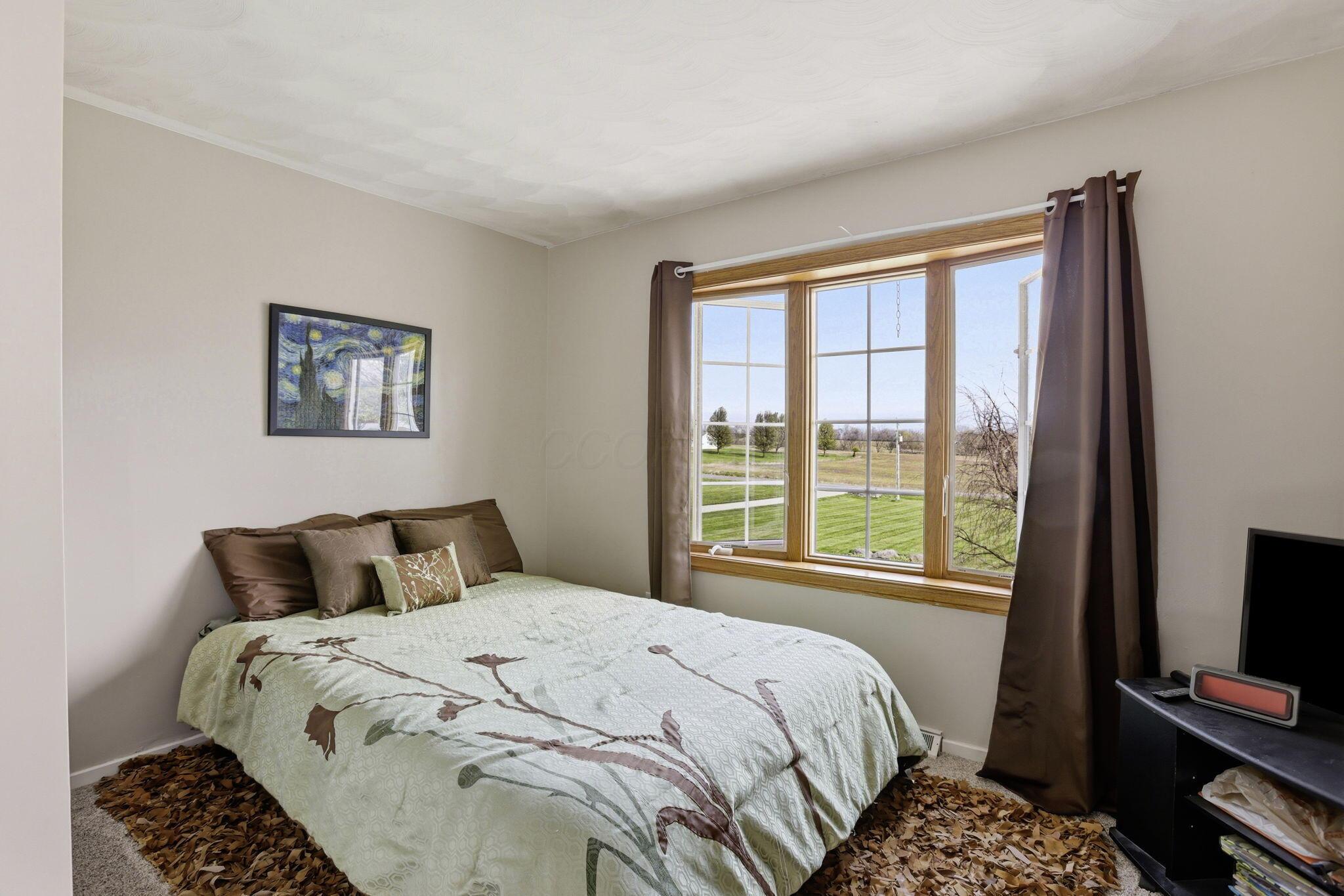 12830 New Delaware Road Mount Vernon, OH 43050 - Photo 41 of 47 Level 2 Bedroom #2