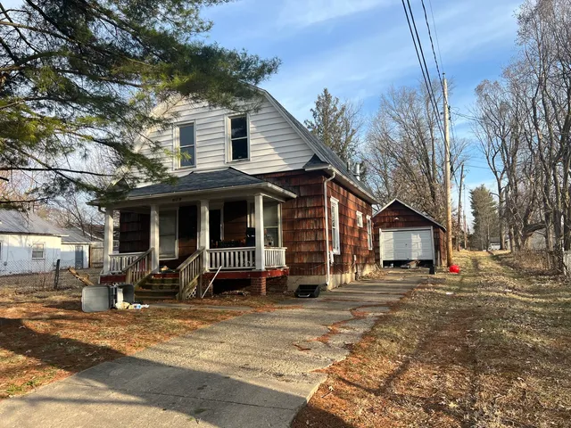 $24,900 | 809 West Columbia Street, Danville, IL 61832