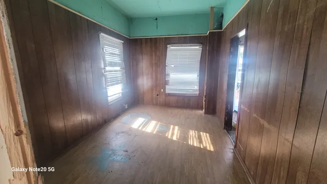 $24,900 | 809 West Columbia Street, Danville, IL 61832