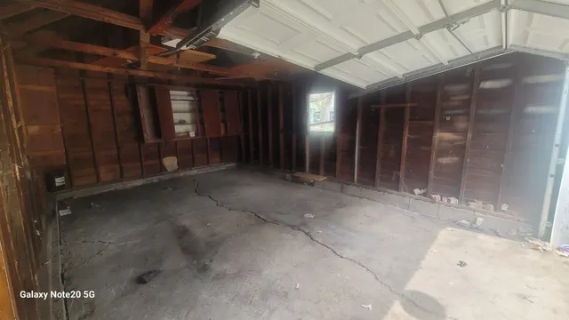 $24,900 | 809 West Columbia Street, Danville, IL 61832