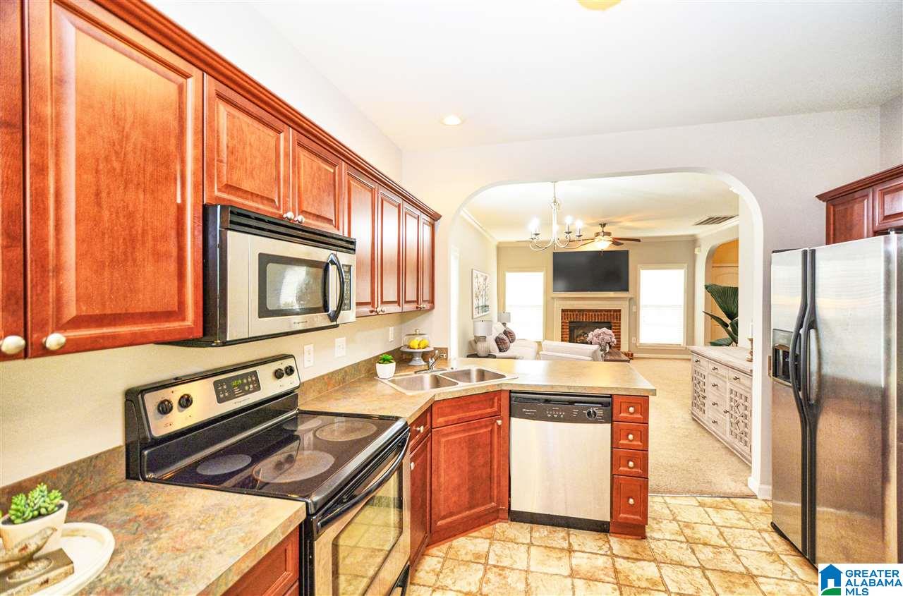 2404 Ridgemont Drive Birmingham, AL 35244 - Photo 4 of 15 Gallery Image 4