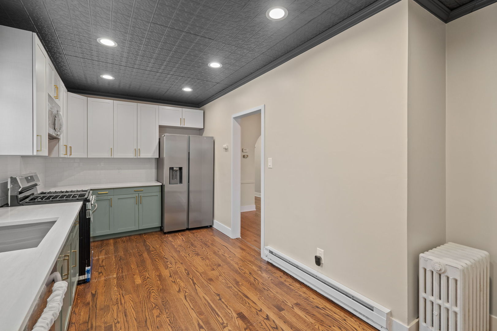 412 West 9th Street Sterling, IL 61081 - Photo 9 of 41