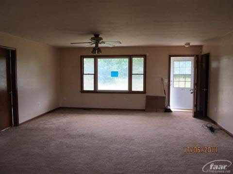 11191 Cook Road Gaines, MI 48436 - Photo 2 of 9 20181415-1.JPG
