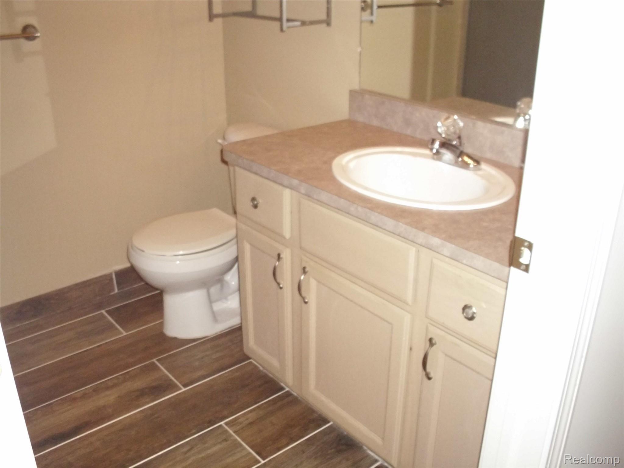 16841 Country Ridge Lane Macomb, MI 48044 - Photo 35 of 76 DSCI4193.JPG