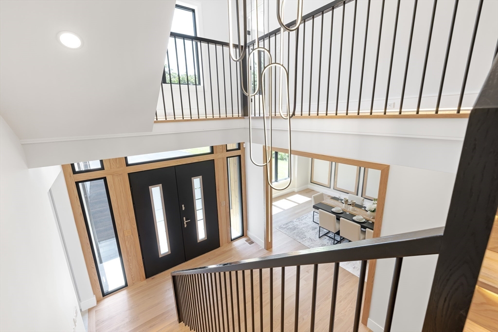 108 Woodbine Circle Needham, MA 02494 - Photo 6 of 40