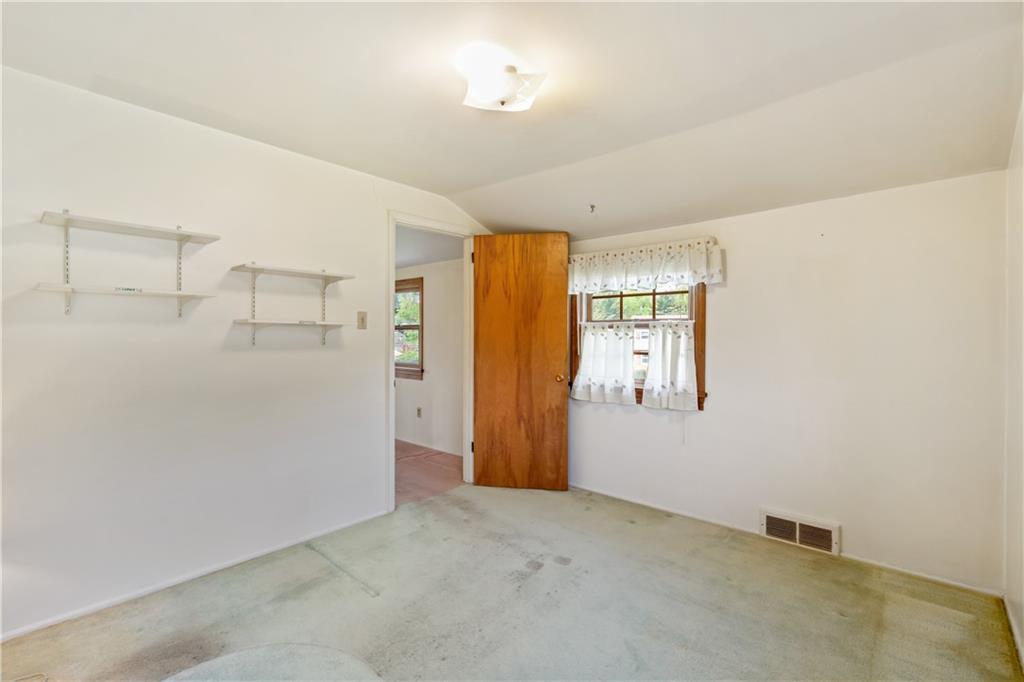 327 Pinehaven Drive Pittsburgh, PA 15241 - Photo 20 of 32 Gallery Image 20