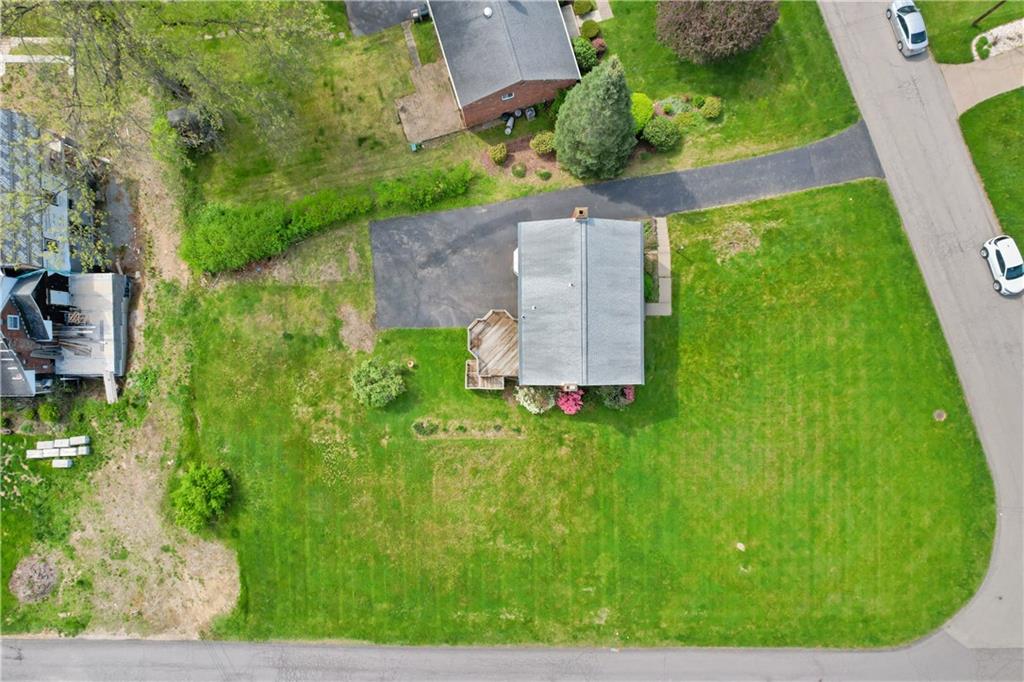 327 Pinehaven Drive Pittsburgh, PA 15241 - Photo 30 of 32 Gallery Image 30