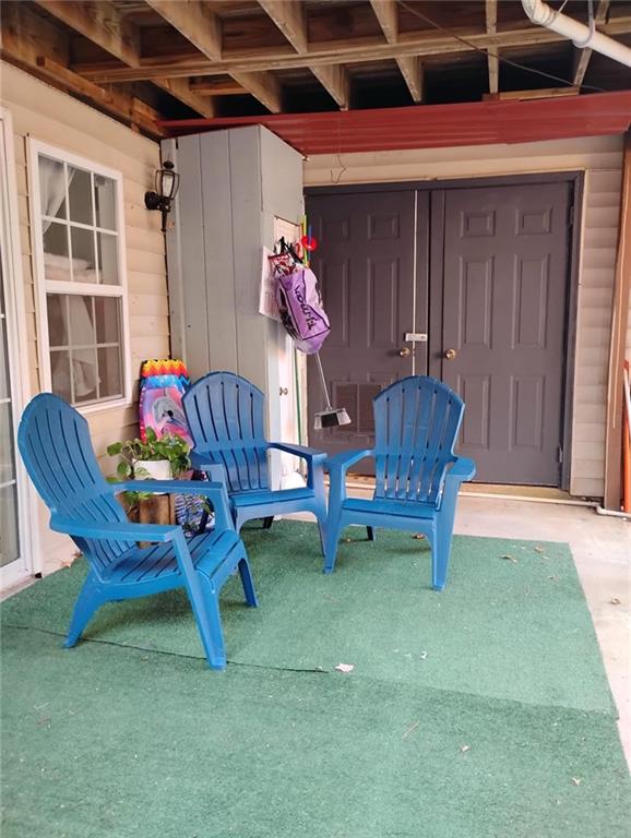 3073 Shadow Walk Lane Tucker, GA 30084 - Photo 37 of 48 a living room with furniture and a window