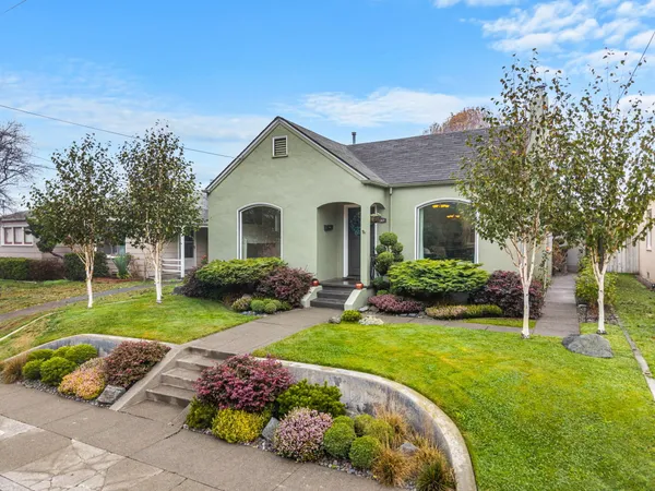 $475,000 | 2227 E Street, Eureka, CA 95501