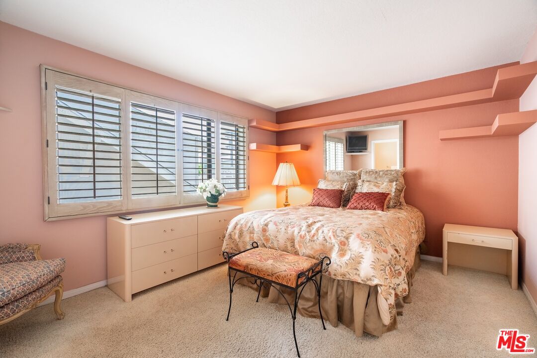 802 3rd Street, Unit B Santa Monica, CA 90403 - Photo 13 of 34