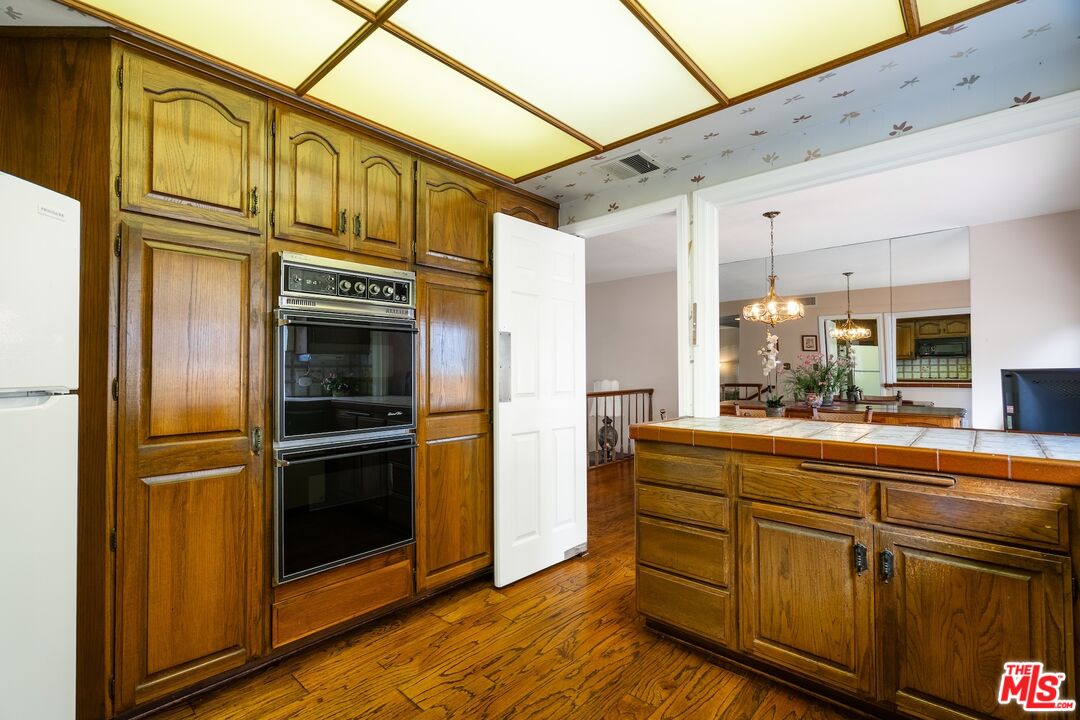 802 3rd Street, Unit B Santa Monica, CA 90403 - Photo 16 of 34