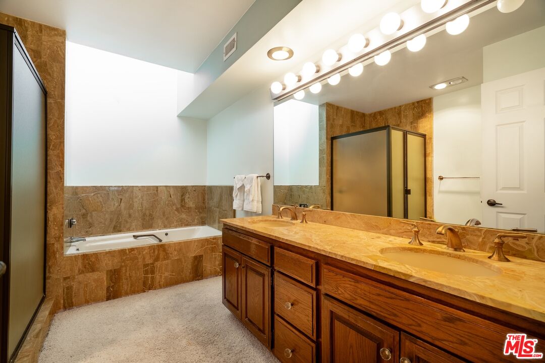 802 3rd Street, Unit B Santa Monica, CA 90403 - Photo 22 of 34