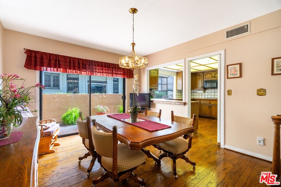 802 3rd Street, Unit B Santa Monica, CA 90403 - Photo 5 of 34