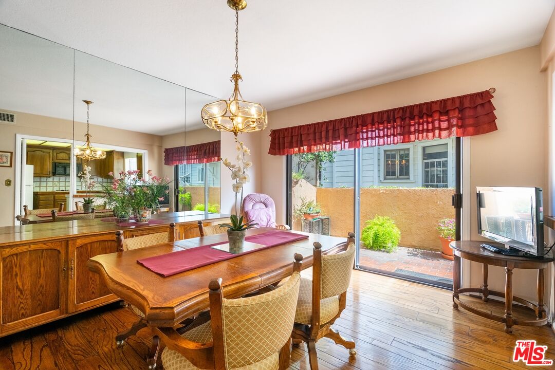 802 3rd Street, Unit B Santa Monica, CA 90403 - Photo 6 of 34