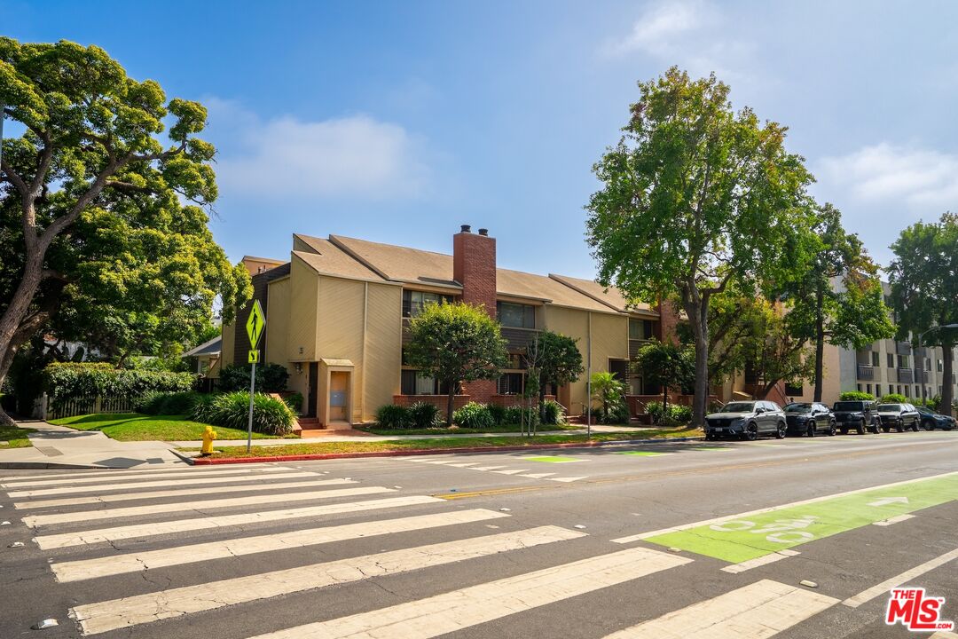 802 3rd Street, Unit B Santa Monica, CA 90403 - Photo 8 of 34