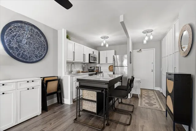 $275,000 | 5415 North Sheridan Road, Unit 5409, Chicago, IL 60640