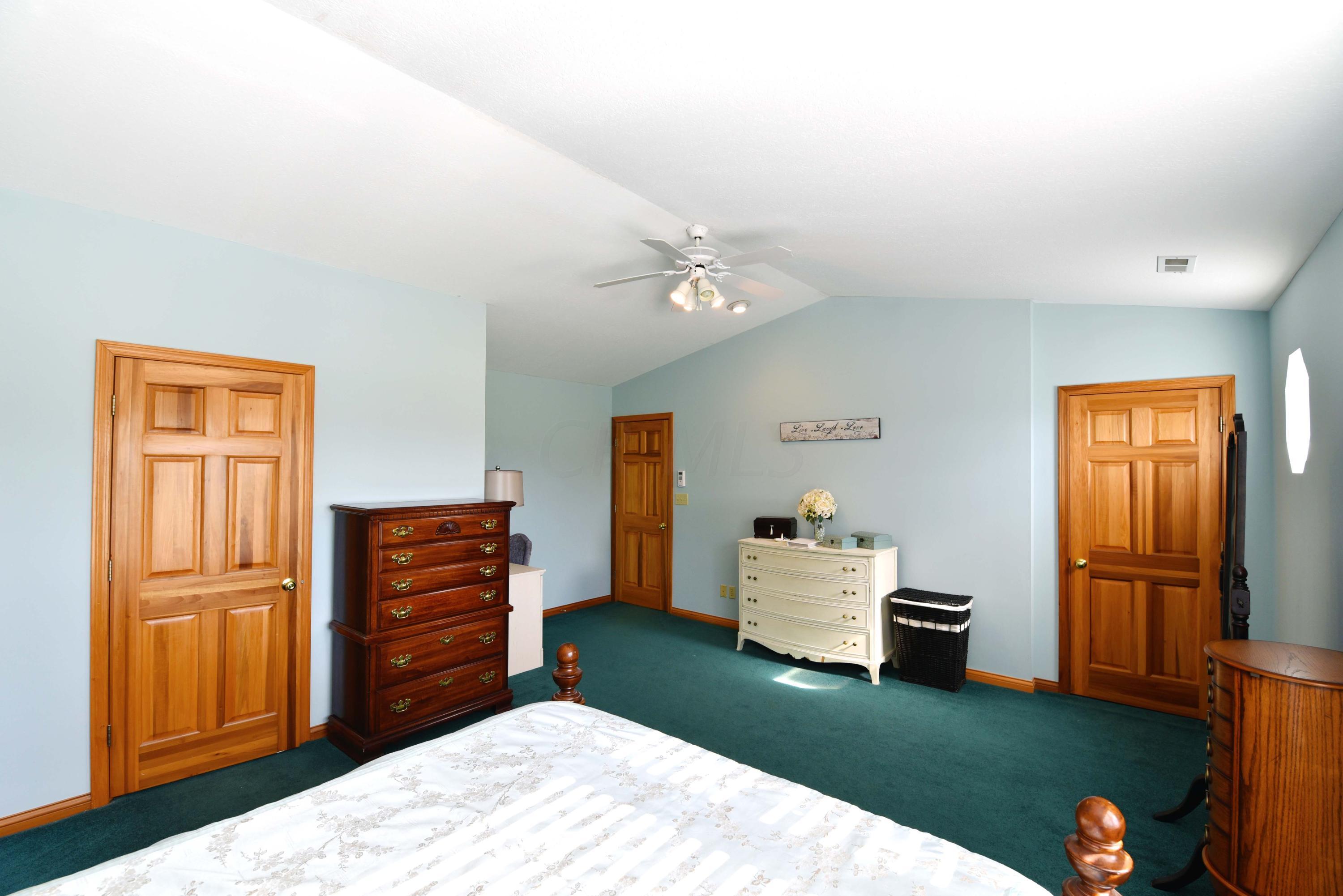 4628 Pickerington Road Carroll, OH 43112 - Photo 18 of 36 Gallery Image 18