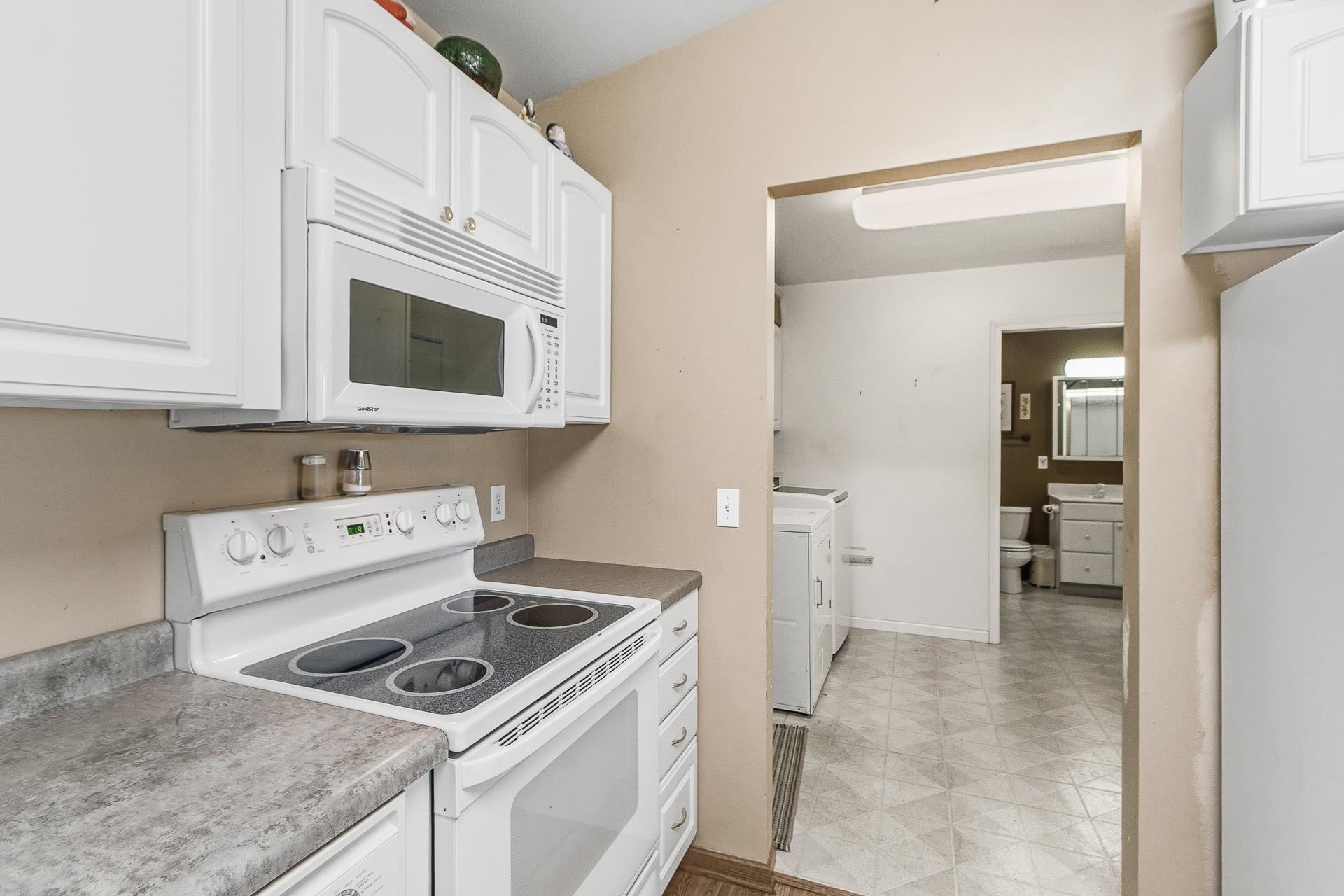 N6333 Suburban Heights Road Pardeeville, WI 53954 - Photo 13 of 77