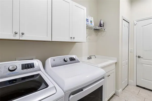 $3,900 | 12335 Whisper Lake Drive, Bradenton, FL 34211
