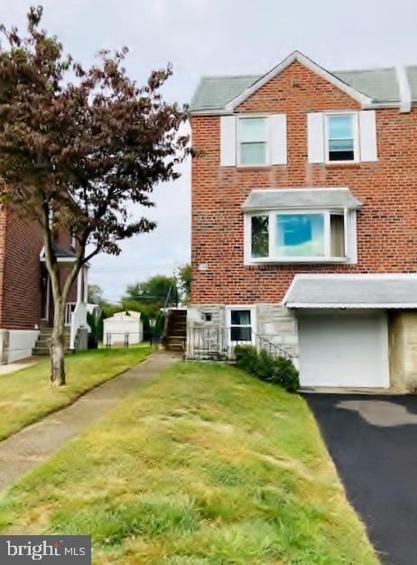 136 Hickory Hill Road Philadelphia, PA 19154 - Photo 1 of 19 Curbside