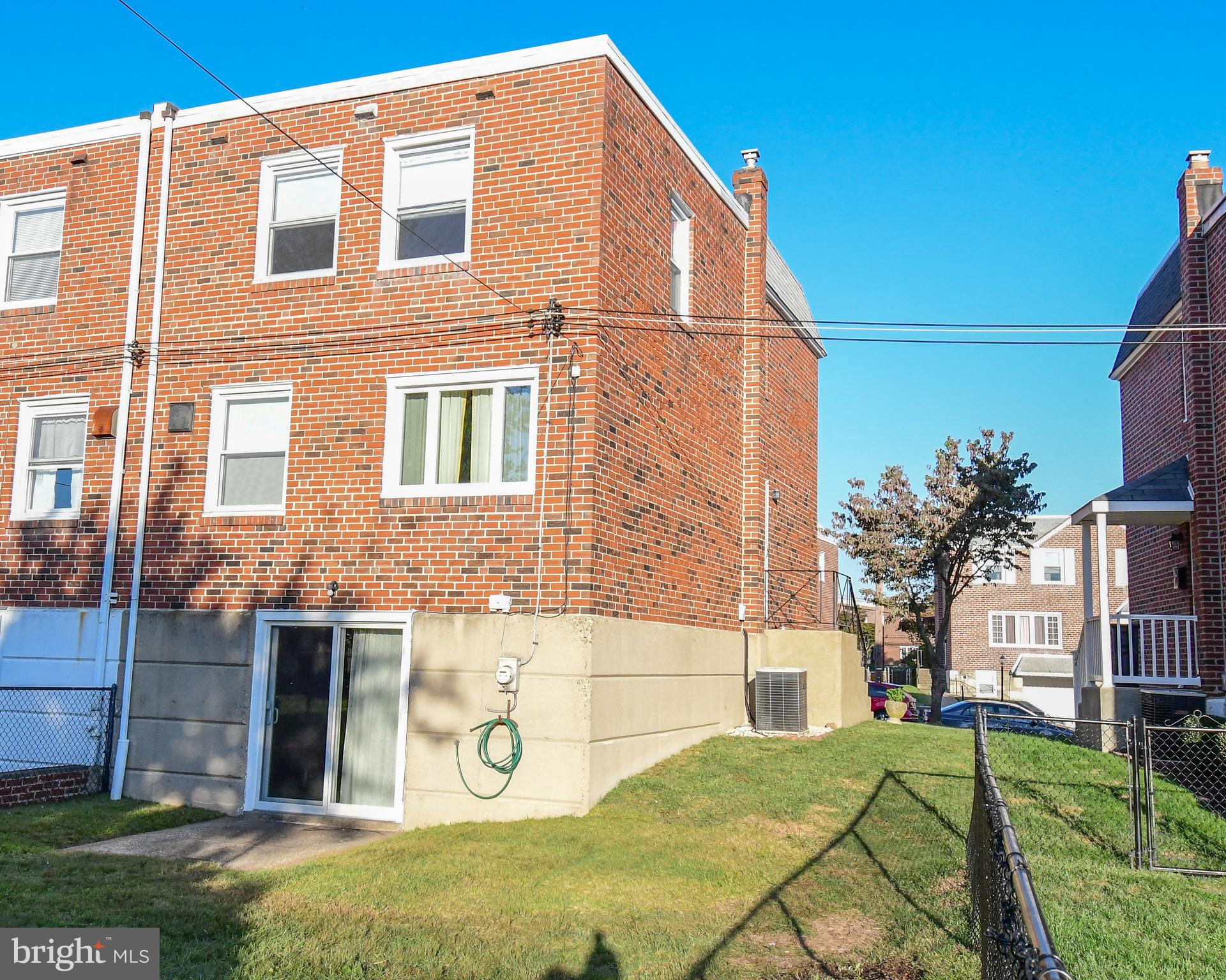 136 Hickory Hill Road Philadelphia, PA 19154 - Photo 18 of 19 Rear Yard
