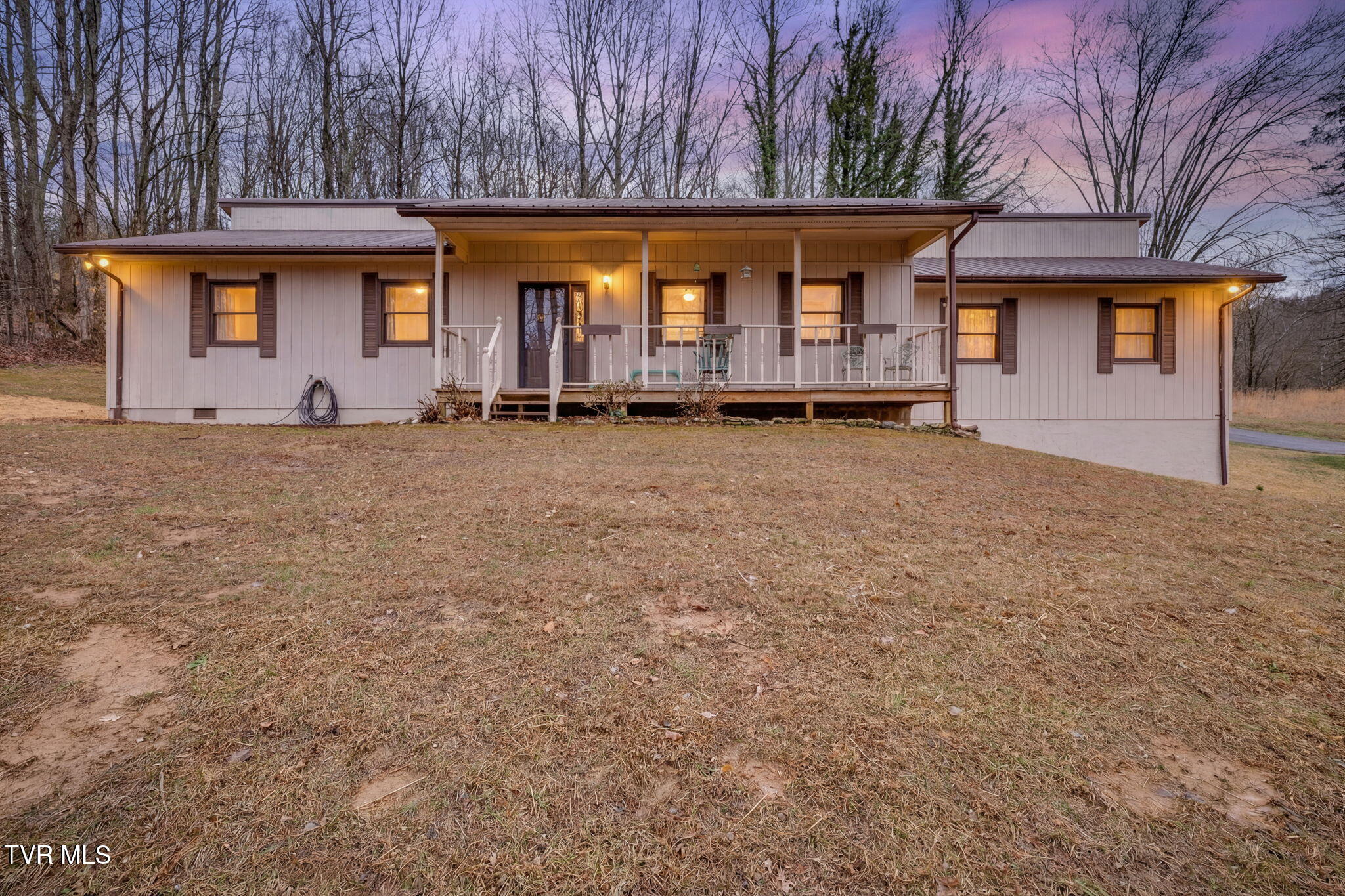 1308 Reedy Creek Road Bristol, TN 37620 - Photo 1 of 59 001a