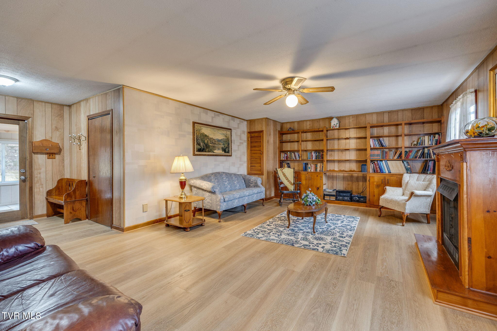 1308 Reedy Creek Road Bristol, TN 37620 - Photo 17 of 59 016