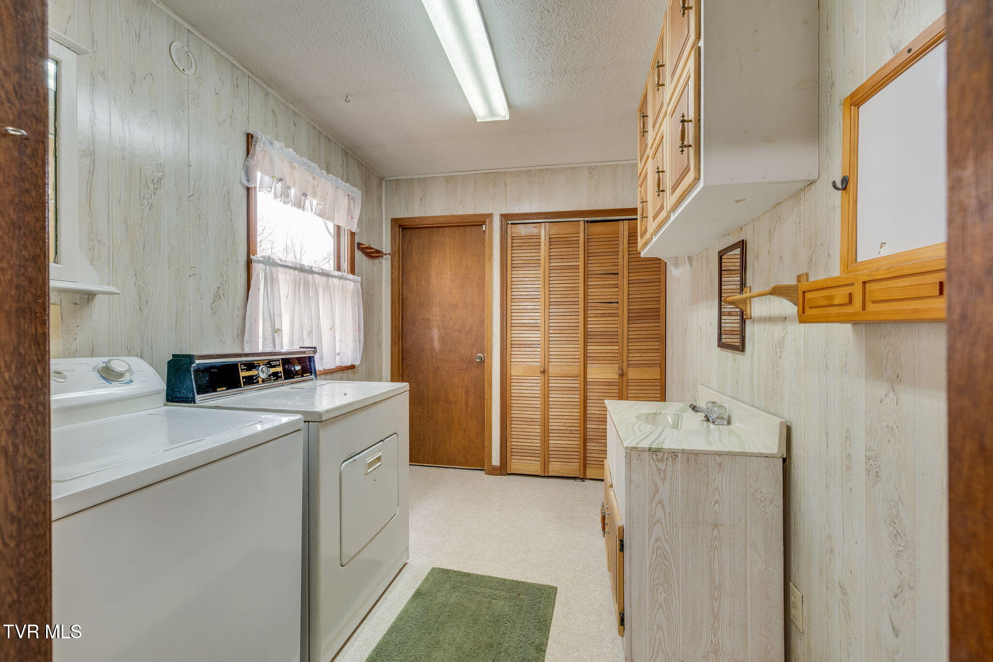 1308 Reedy Creek Road Bristol, TN 37620 - Photo 28 of 59 027