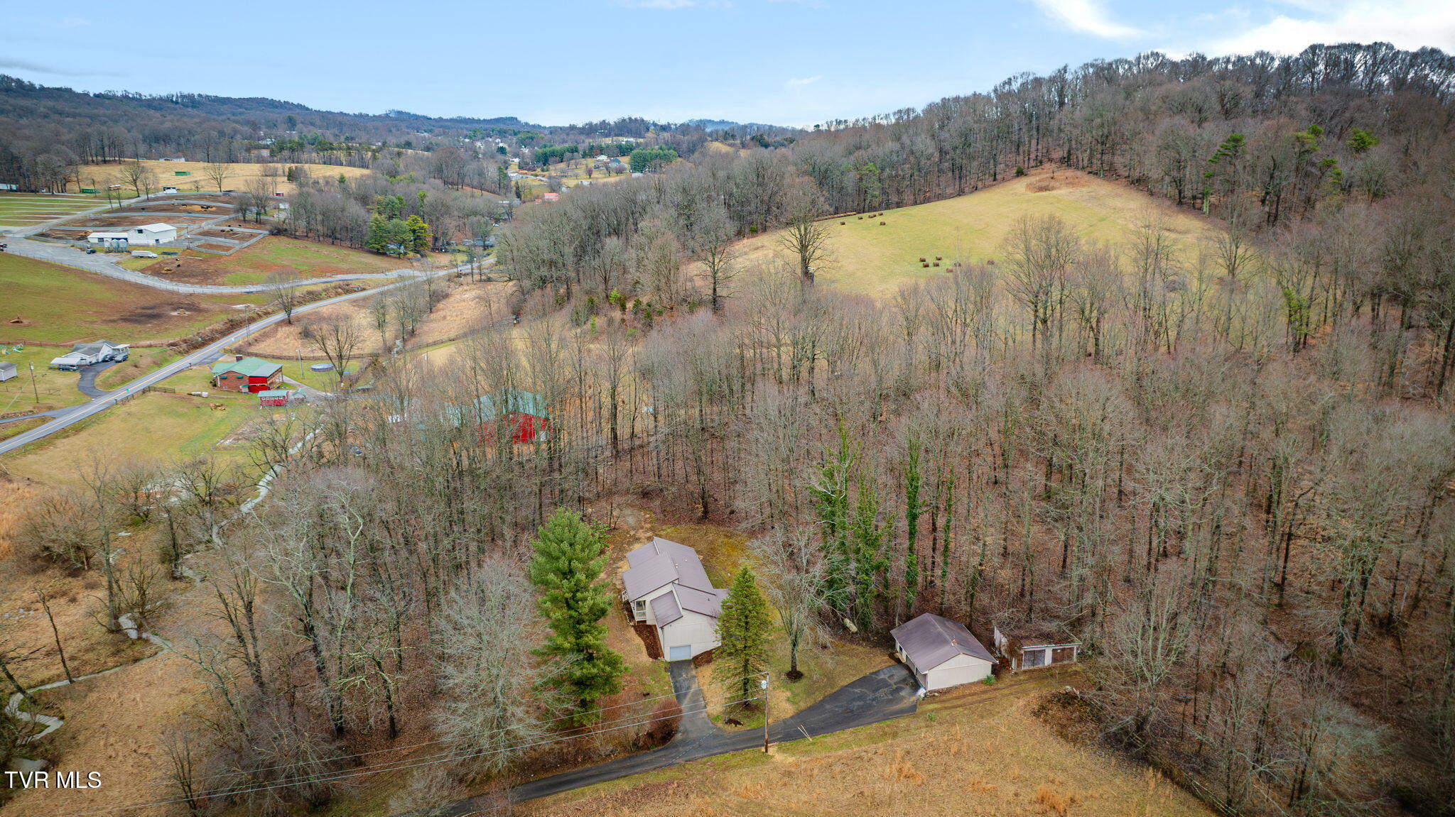 1308 Reedy Creek Road Bristol, TN 37620 - Photo 38 of 59 102