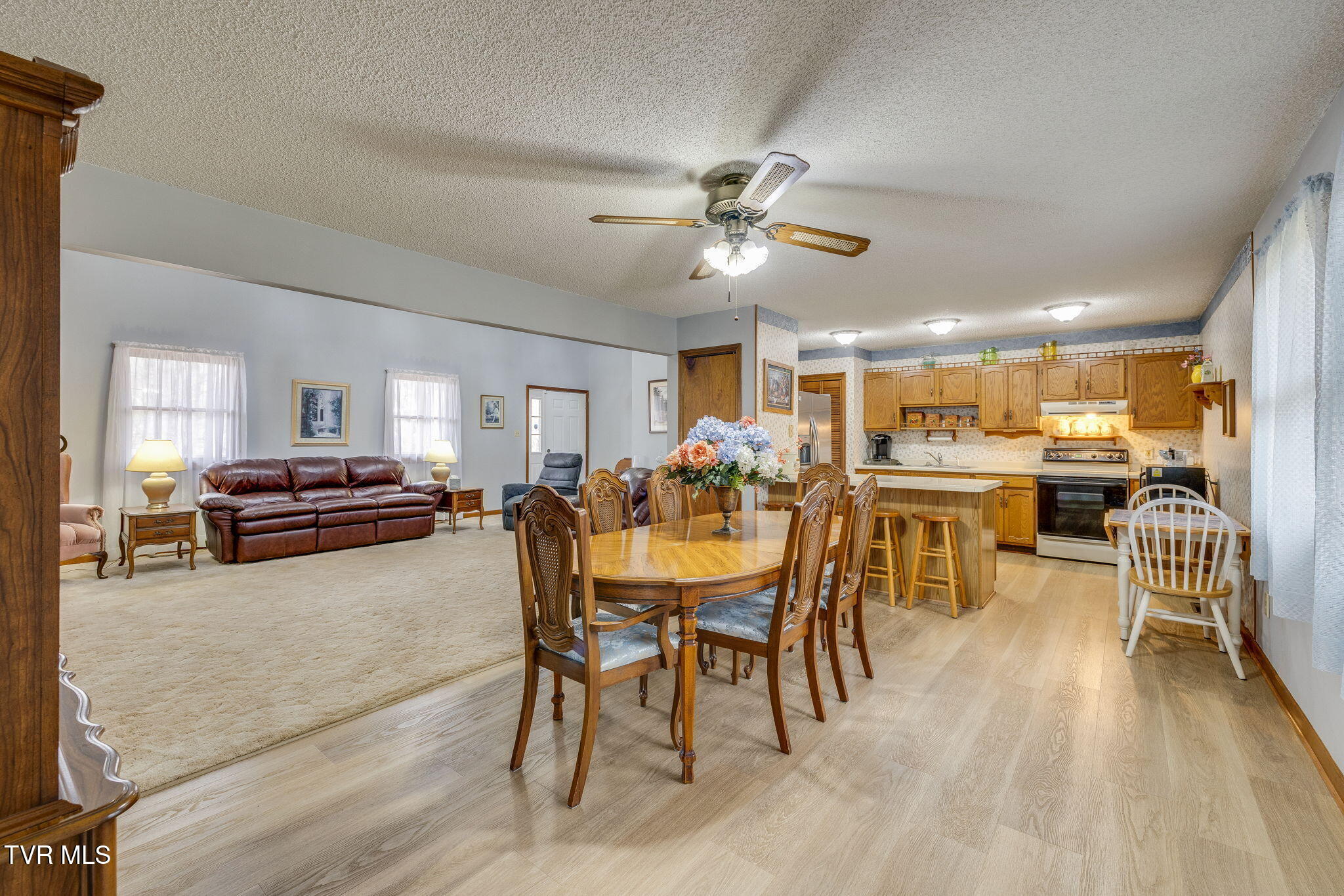 1308 Reedy Creek Road Bristol, TN 37620 - Photo 10 of 59 009