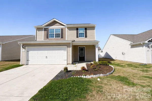 $2,125 | 1408 Nia Road, Charlotte, NC 28215
