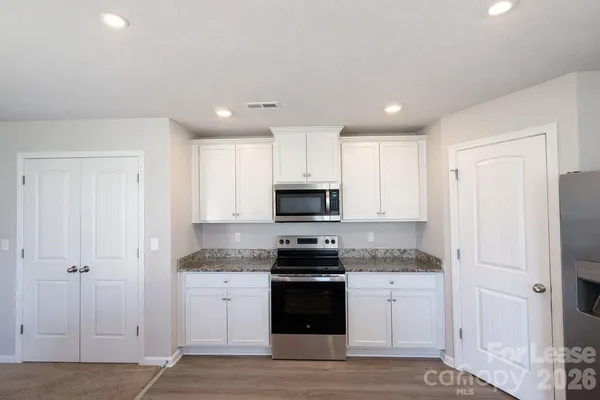 $2,125 | 1408 Nia Road, Charlotte, NC 28215