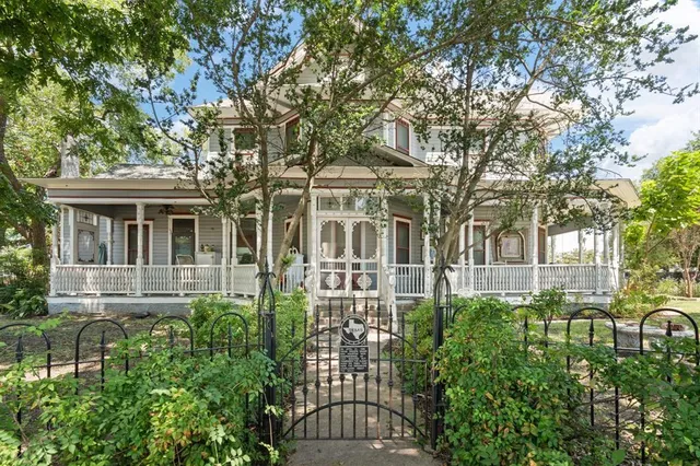 $350,000 | 200 Northwest 4th Street, Hubbard, TX 76648