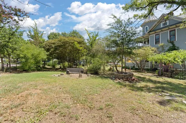 $350,000 | 200 Northwest 4th Street, Hubbard, TX 76648