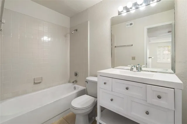 $1,400 | 1043 South Hiawassee Road, Unit 3117, Orlando, FL 32835