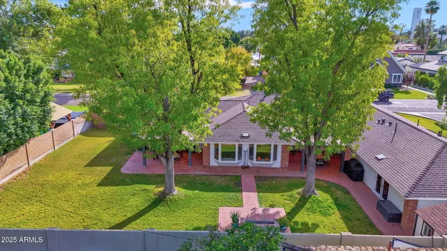 $1,395,000 | 104 East Myrtle Avenue, Phoenix, AZ 85020