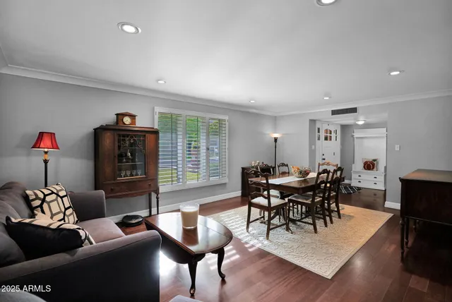 $1,395,000 | 104 East Myrtle Avenue, Phoenix, AZ 85020