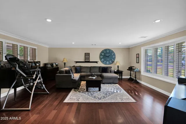 $1,395,000 | 104 East Myrtle Avenue, Phoenix, AZ 85020