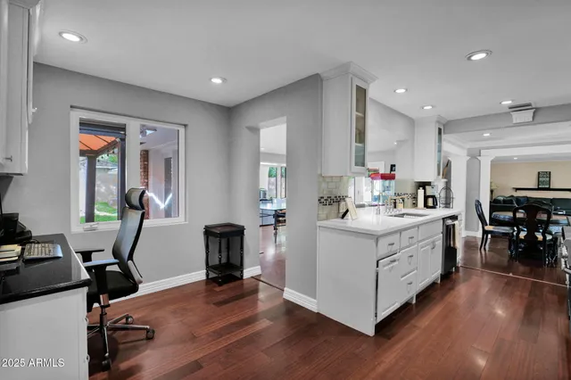 $1,395,000 | 104 East Myrtle Avenue, Phoenix, AZ 85020