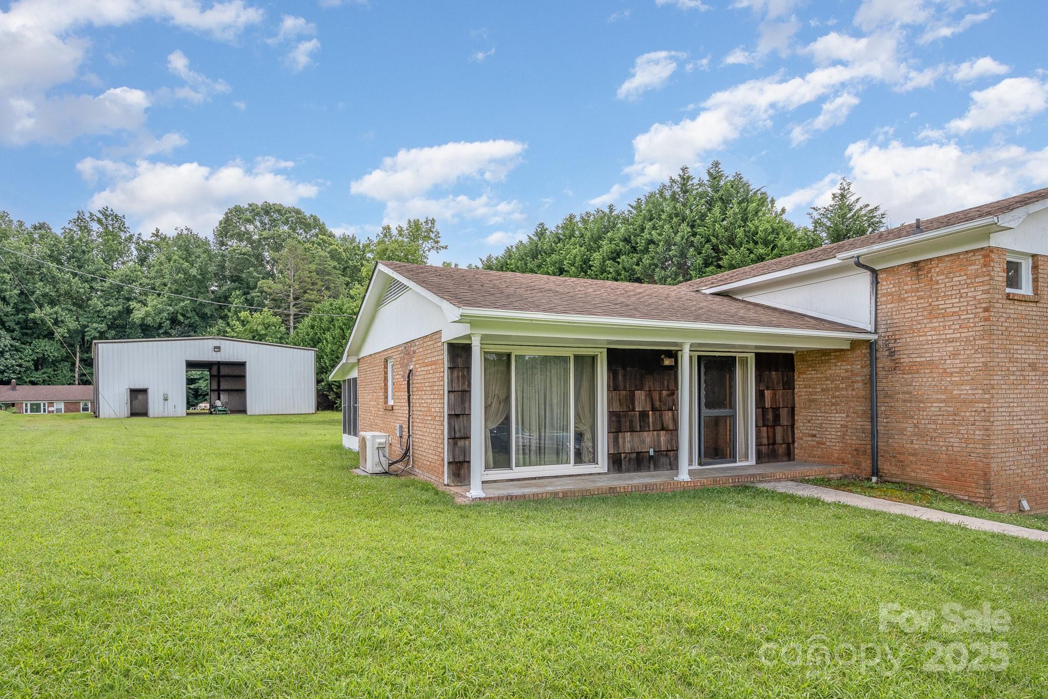 5858 Mundy Road Denver, NC 28037 - Photo 2 of 27 front view of a house with a yard