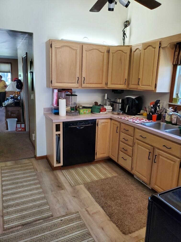 2126 3rd Street Bay City, MI 48708 - Photo 2 of 21